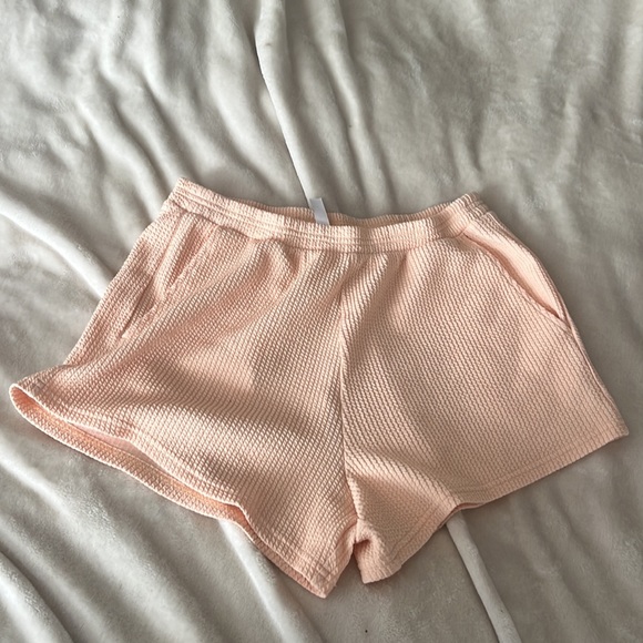 NWT Fabletics Short Lounge Set - Picture 2 of 4
